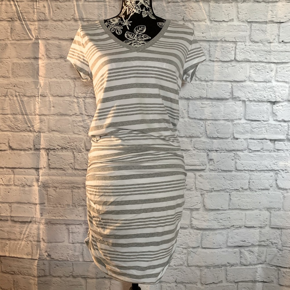 Athleta T-Shirt Dress Medium
